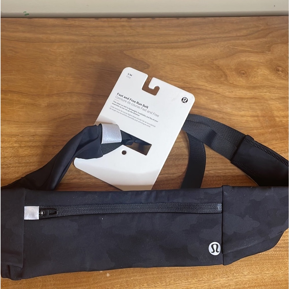 Lululemon Black Camo Fast & Free Run Belt